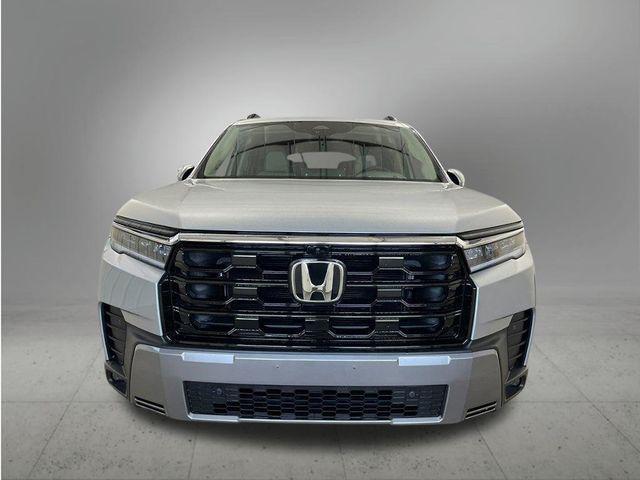new 2026 Honda Pilot car, priced at $55,740