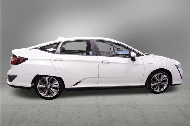 used 2018 Honda Clarity Plug-In Hybrid car, priced at $17,833