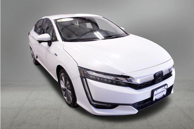 used 2018 Honda Clarity Plug-In Hybrid car, priced at $17,833