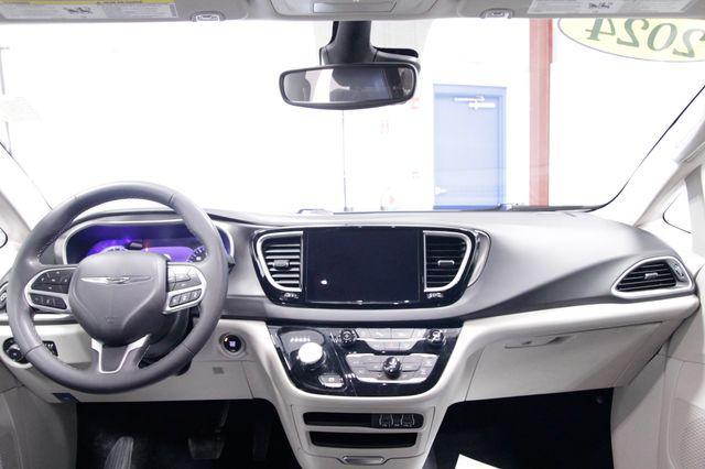used 2024 Chrysler Pacifica car, priced at $28,000
