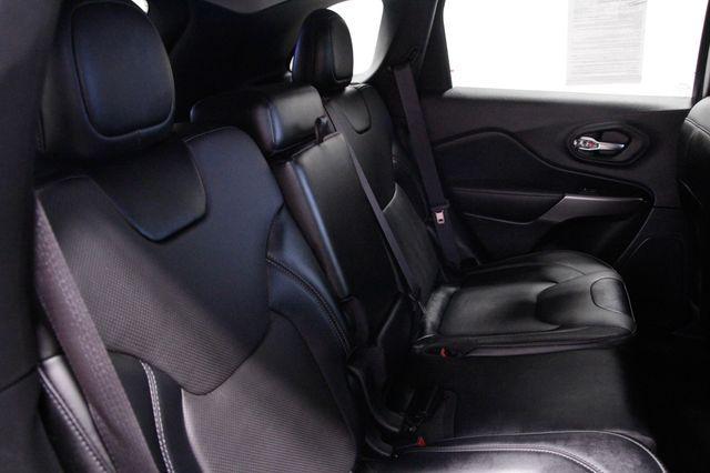 used 2022 Jeep Cherokee car, priced at $27,056