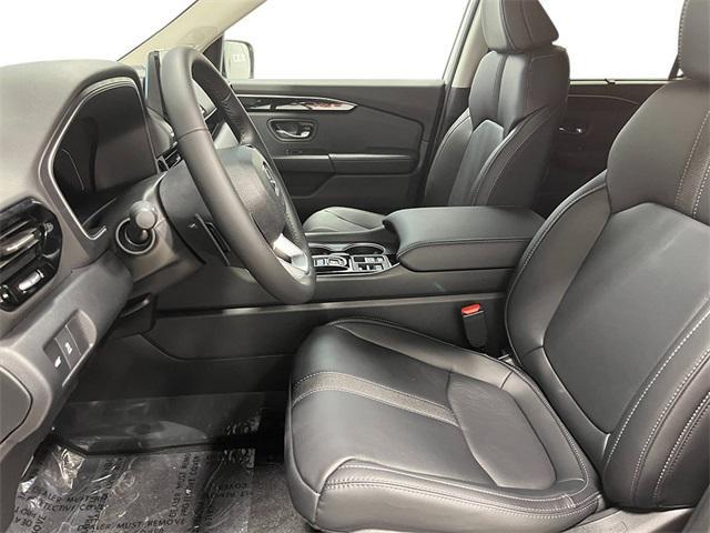 new 2025 Honda Pilot car, priced at $53,450