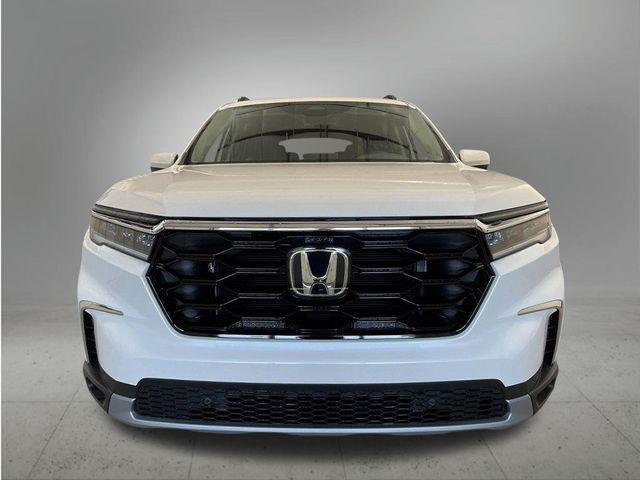 new 2025 Honda Pilot car, priced at $53,450