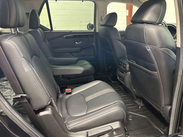 used 2024 Honda Pilot car, priced at $38,852