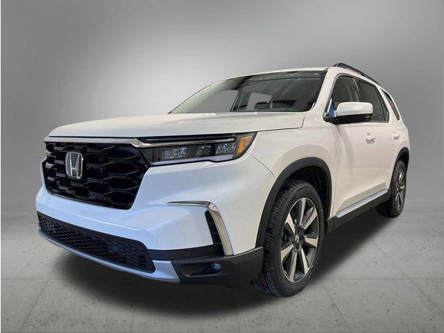 new 2025 Honda Pilot car, priced at $51,550