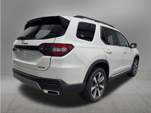 new 2025 Honda Pilot car, priced at $51,550