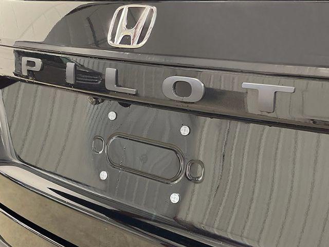 new 2025 Honda Pilot car, priced at $51,375