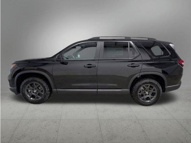 new 2025 Honda Pilot car, priced at $51,375