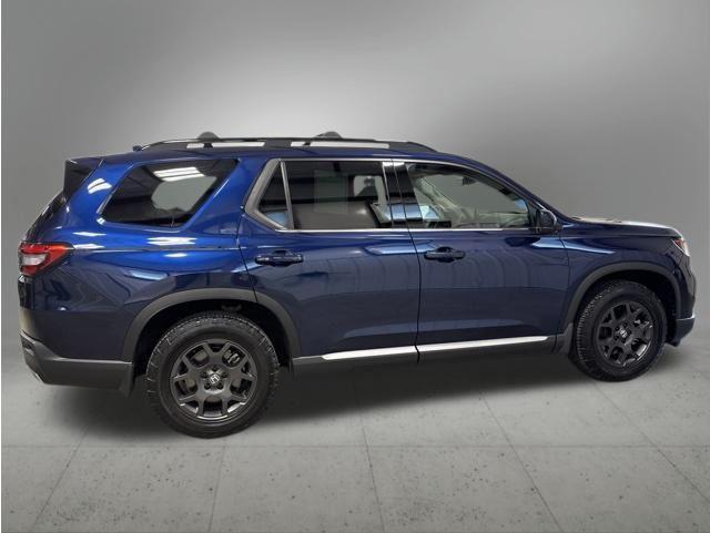 used 2024 Honda Pilot car, priced at $42,675