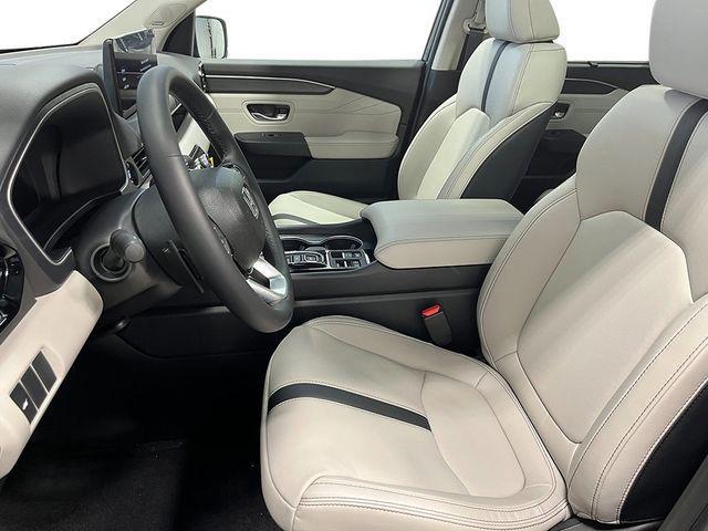 new 2026 Honda Pilot car, priced at $52,590