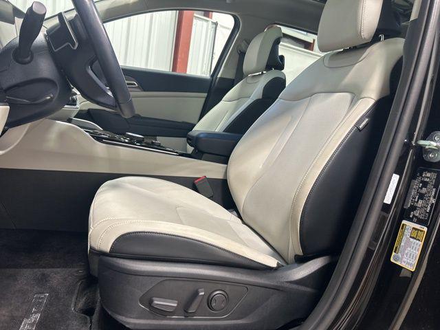 used 2024 Kia Sportage Hybrid car, priced at $28,020