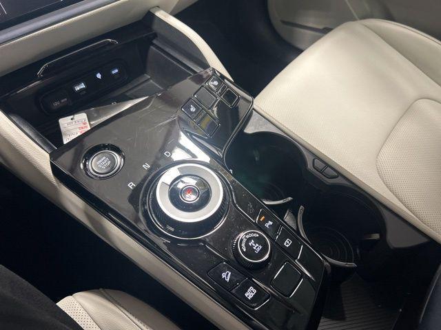 used 2024 Kia Sportage Hybrid car, priced at $28,020