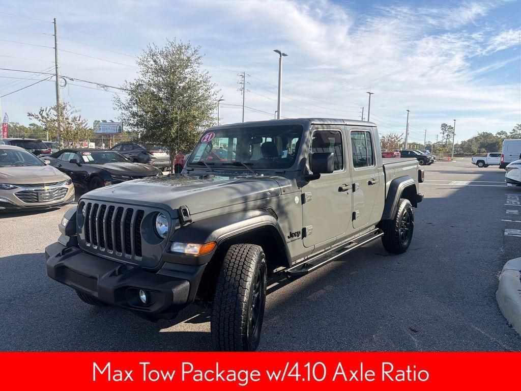 used 2021 Jeep Gladiator car, priced at $24,623