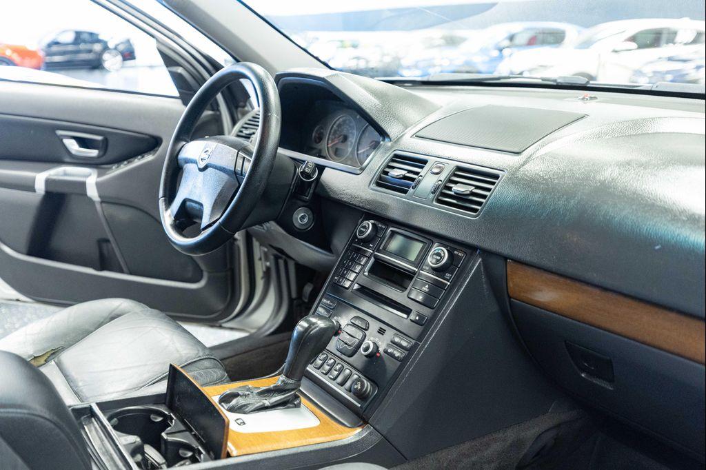 used 2007 Volvo XC90 car, priced at $5,497