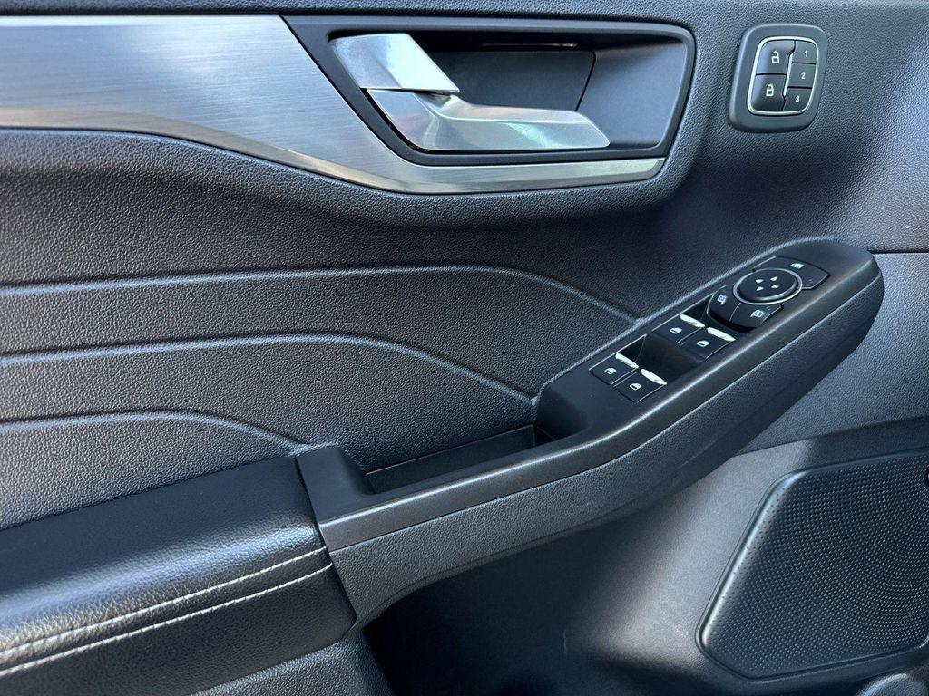 used 2021 Ford Escape car, priced at $23,999