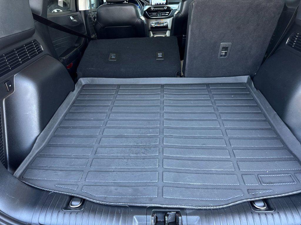 used 2021 Ford Escape car, priced at $23,999