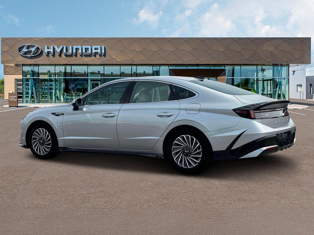 new 2025 Hyundai Sonata Hybrid car, priced at $37,498