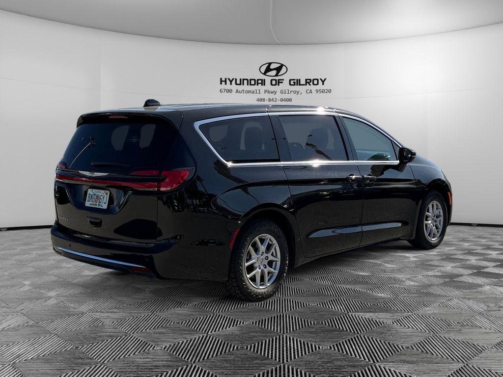used 2024 Chrysler Pacifica car, priced at $24,995