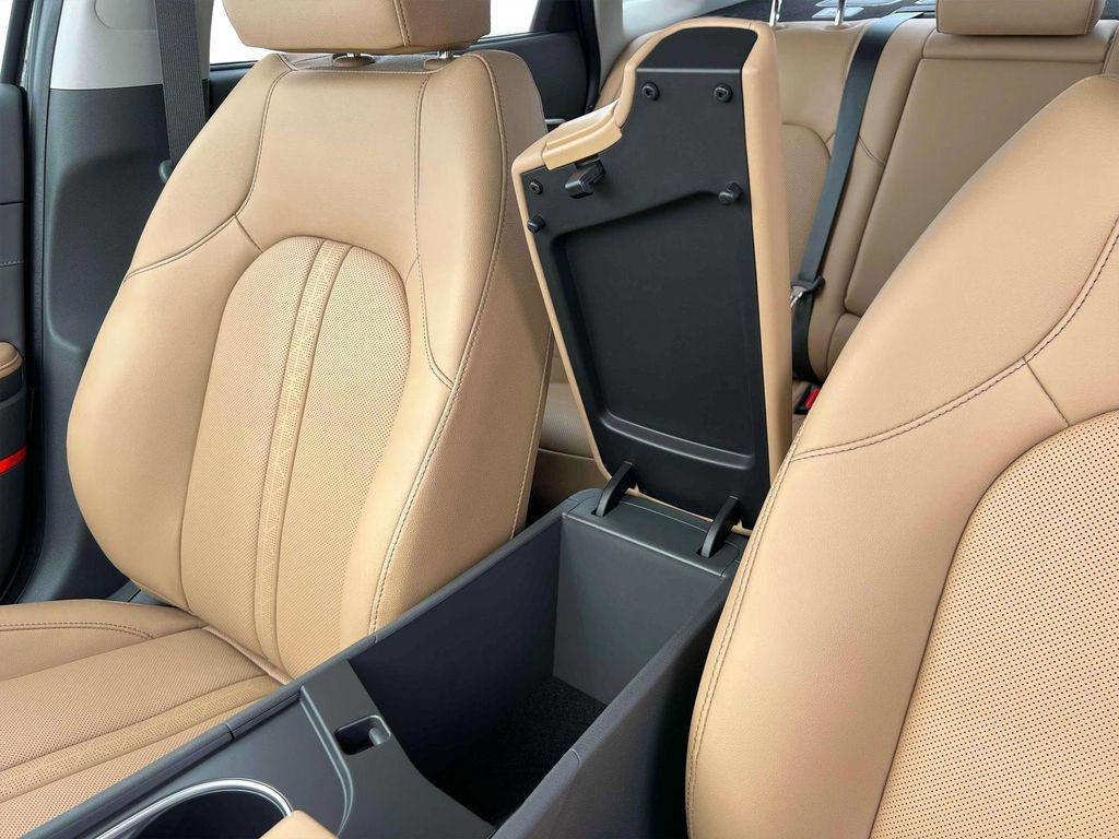 new 2025 Hyundai Sonata Hybrid car, priced at $37,770