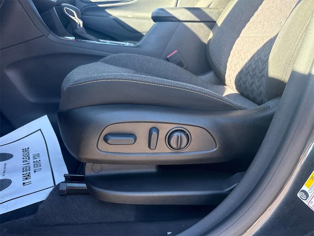 used 2023 Chevrolet Equinox car, priced at $20,490