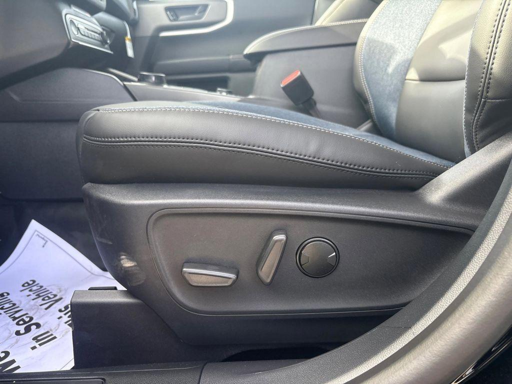 new 2025 Ford Bronco Sport car, priced at $37,583