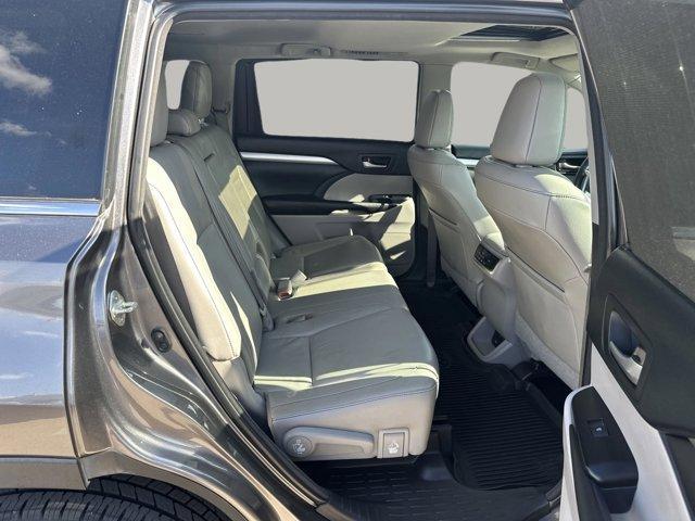 used 2018 Toyota Highlander car, priced at $20,990