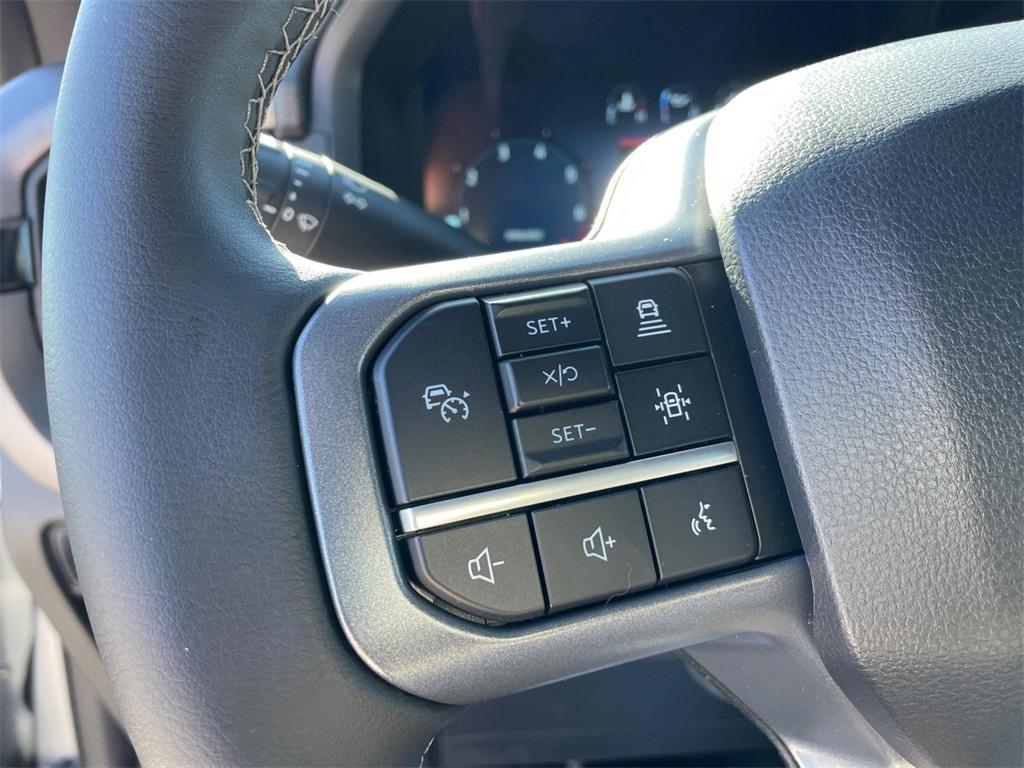 new 2025 Ford F-150 car, priced at $53,584