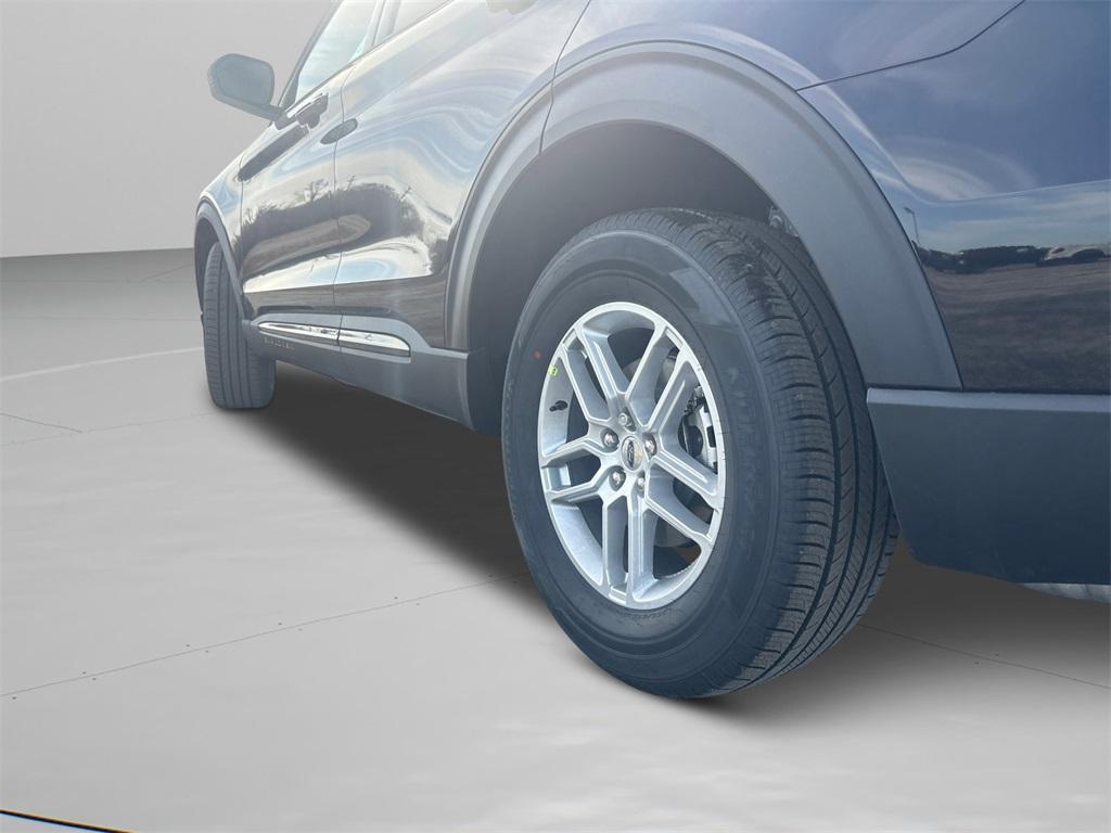 new 2026 Ford Explorer car, priced at $40,143