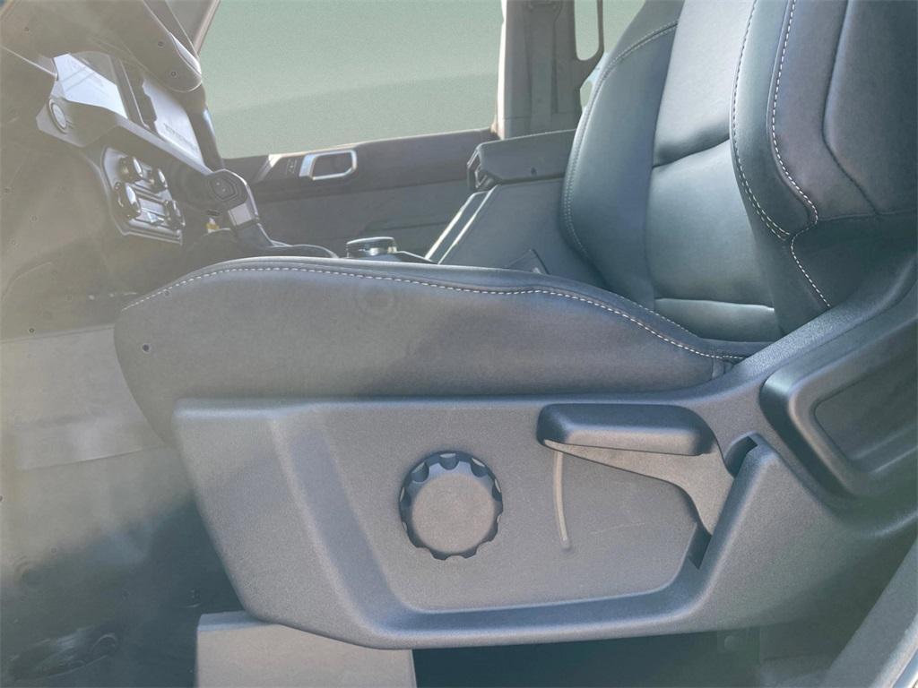 new 2025 Ford Bronco car, priced at $51,466