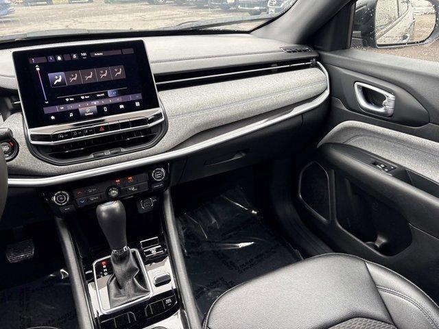 used 2024 Jeep Compass car