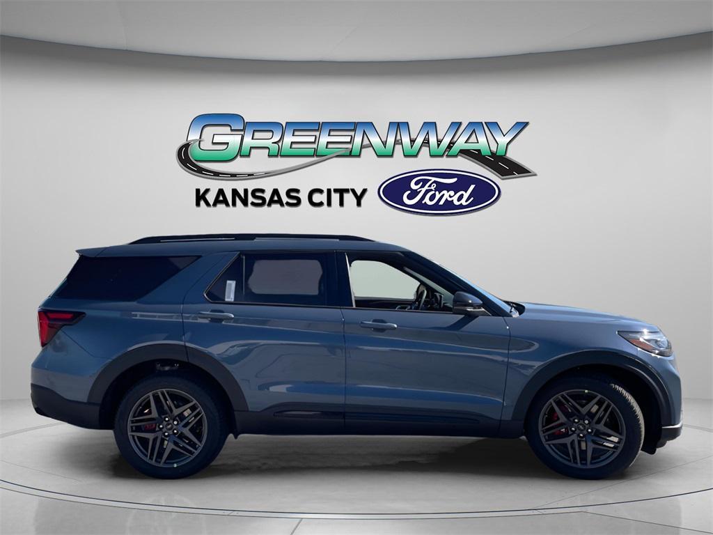 new 2025 Ford Explorer car, priced at $55,480