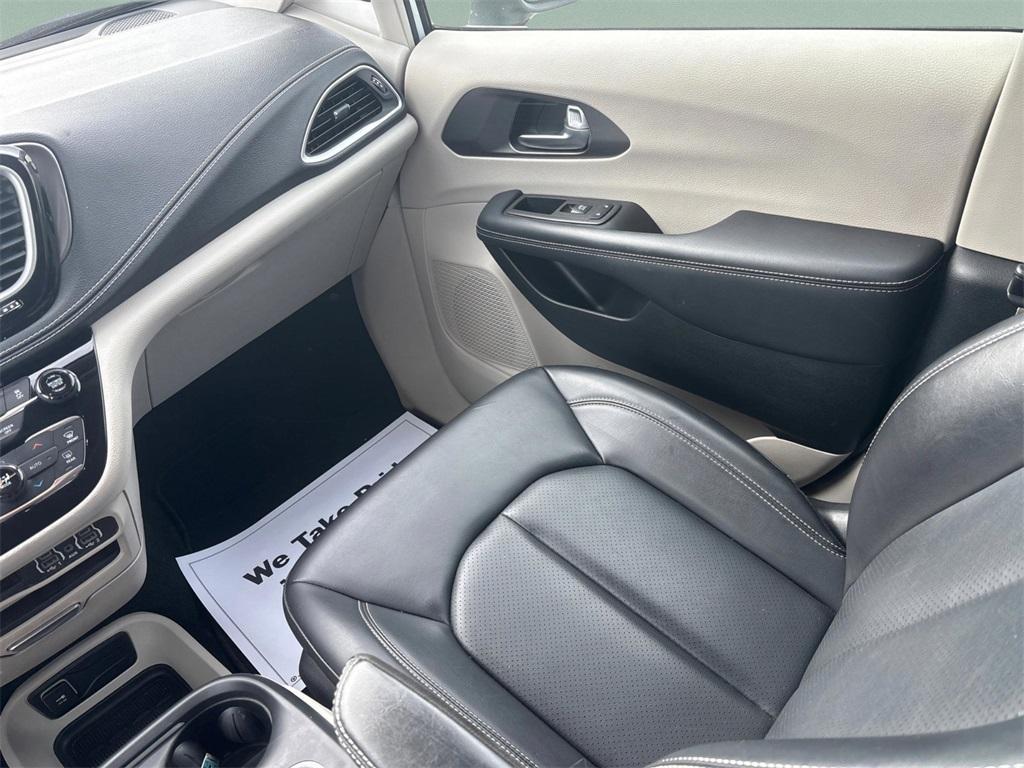 used 2023 Chrysler Pacifica car, priced at $26,990