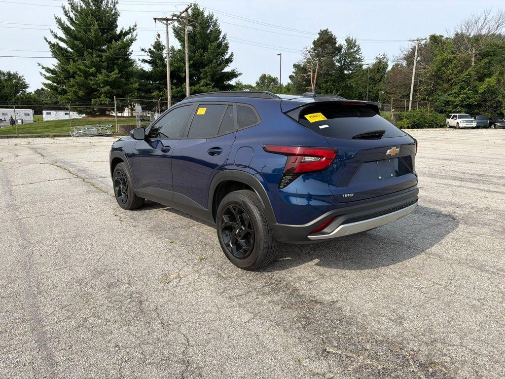 used 2024 Chevrolet Trax car, priced at $22,064