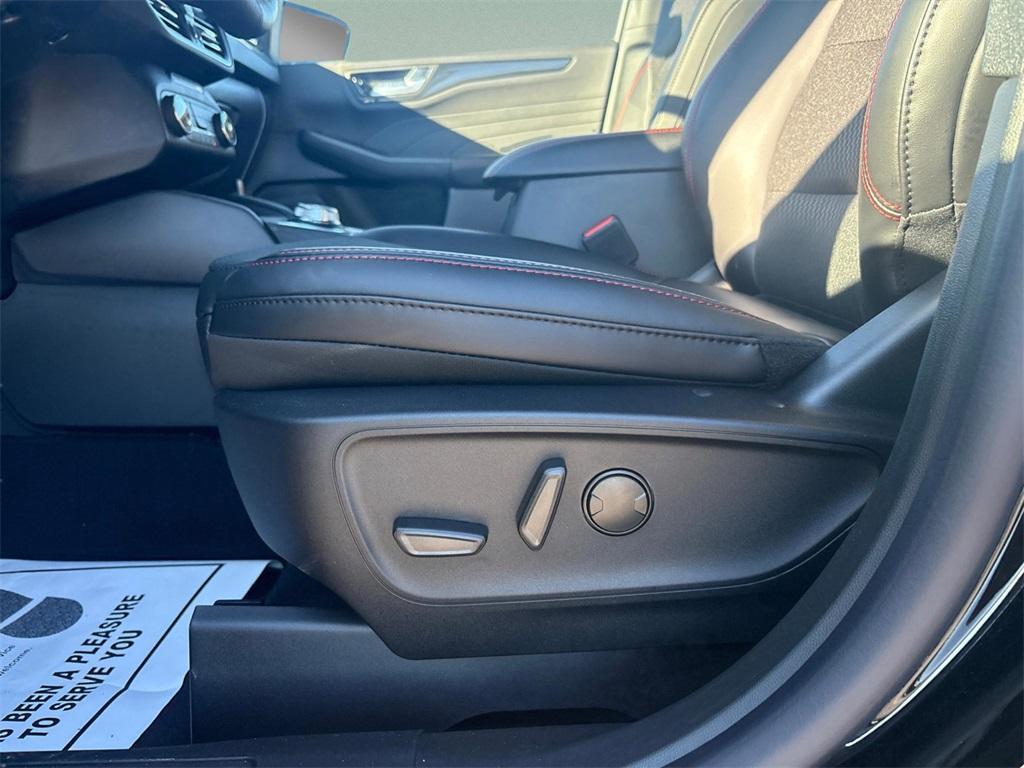 new 2026 Ford Escape car, priced at $28,281