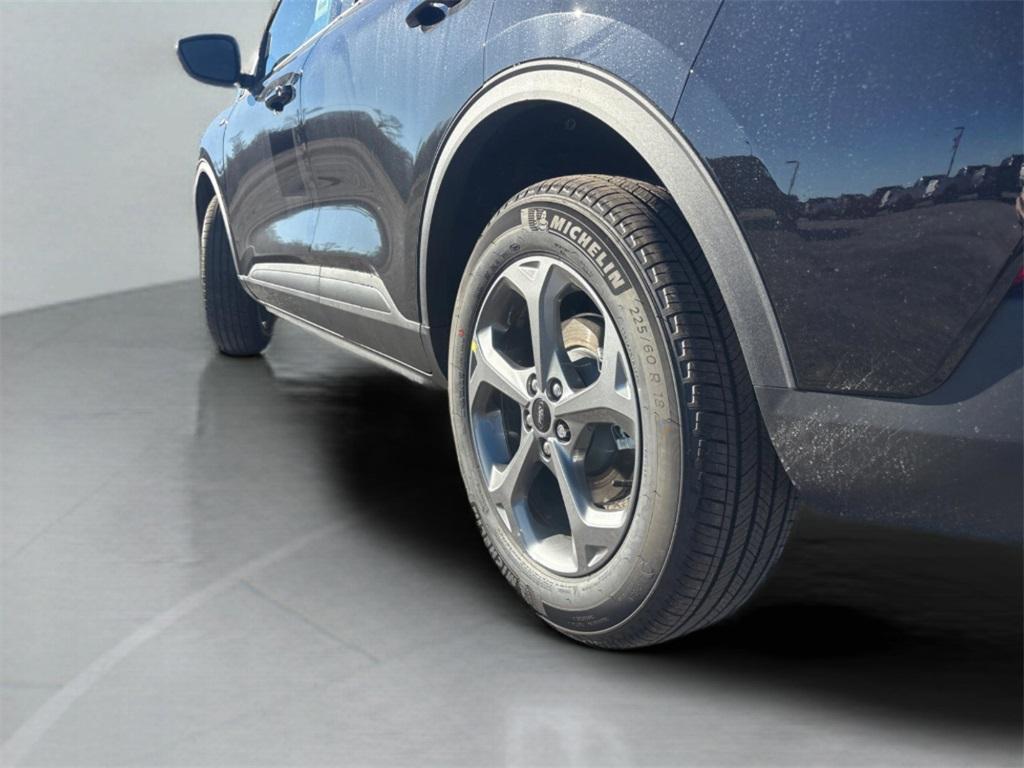 new 2026 Ford Escape car, priced at $28,281