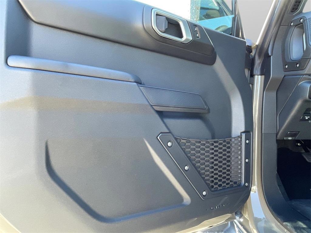 new 2025 Ford Bronco car, priced at $52,690