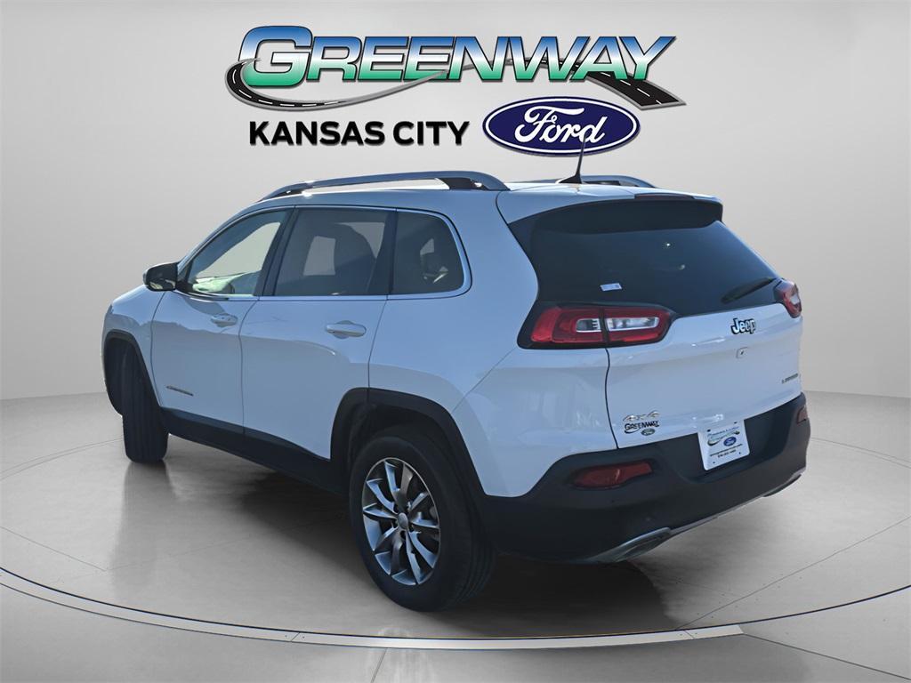 used 2018 Jeep Cherokee car, priced at $13,490