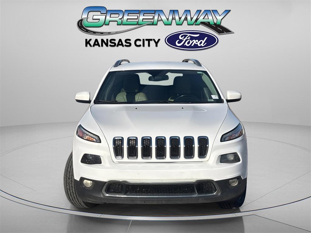 used 2018 Jeep Cherokee car, priced at $13,490