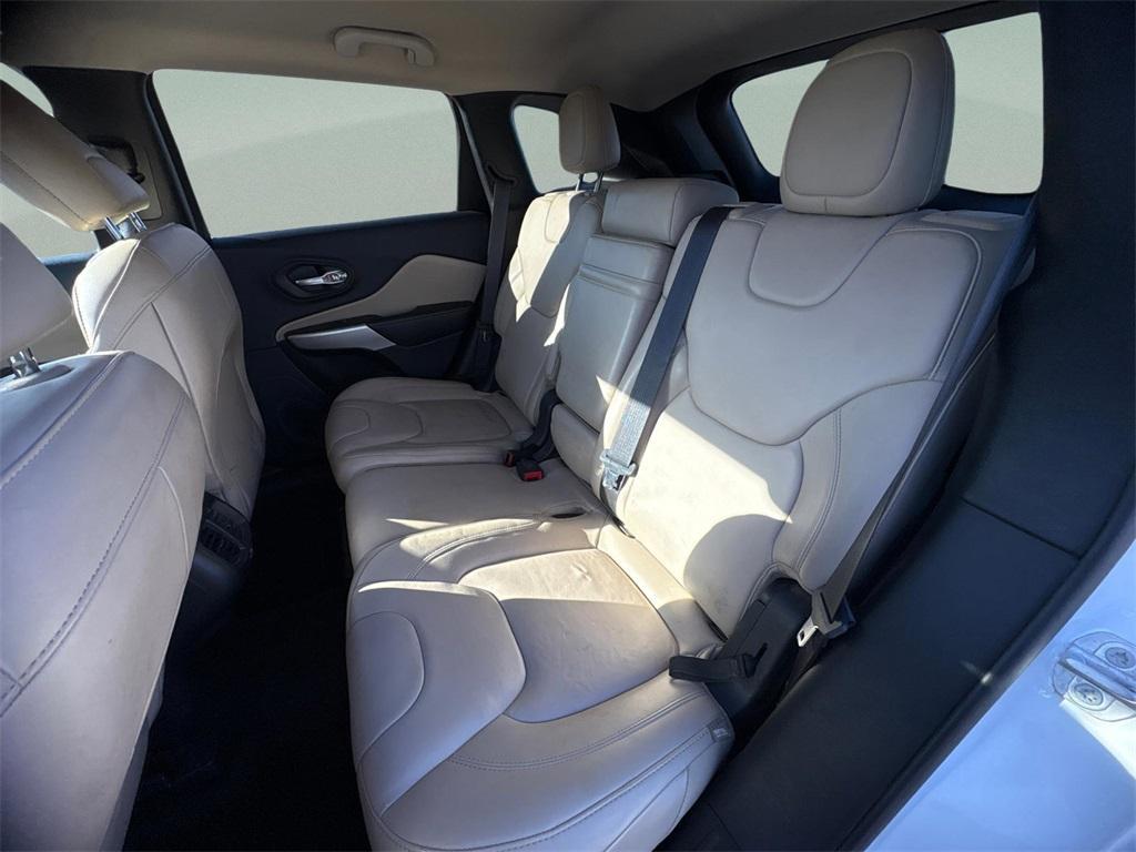 used 2018 Jeep Cherokee car, priced at $13,490