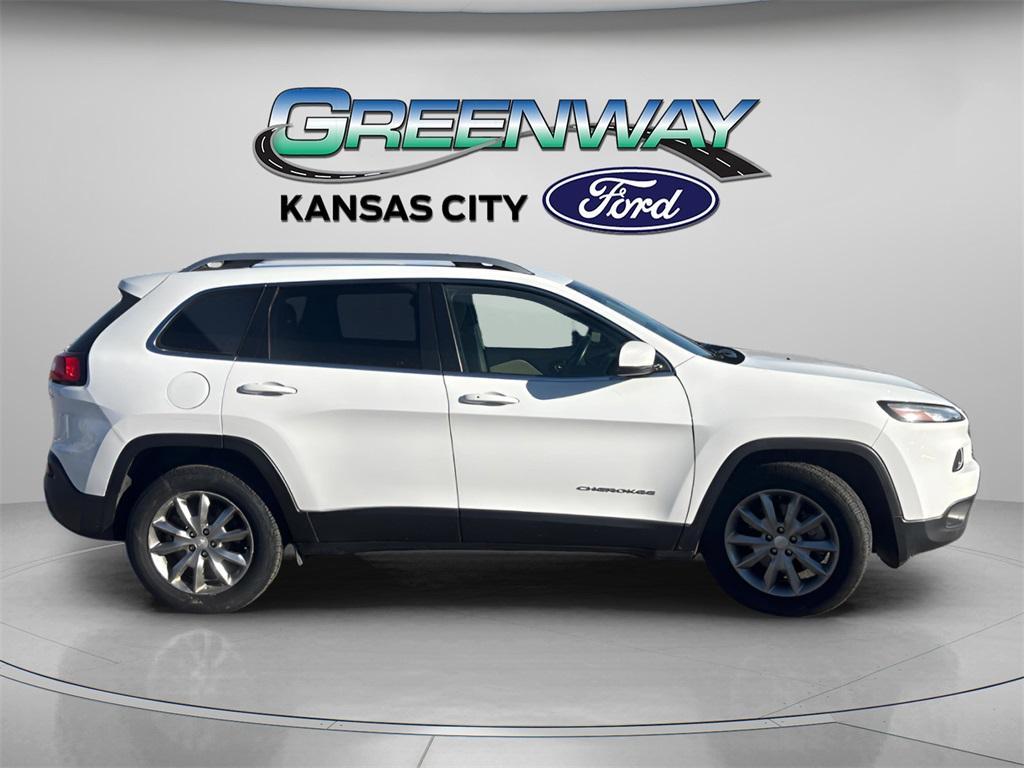 used 2018 Jeep Cherokee car, priced at $13,490
