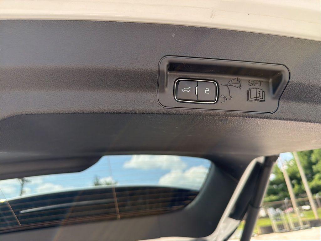 used 2023 Ford Explorer car, priced at $22,064