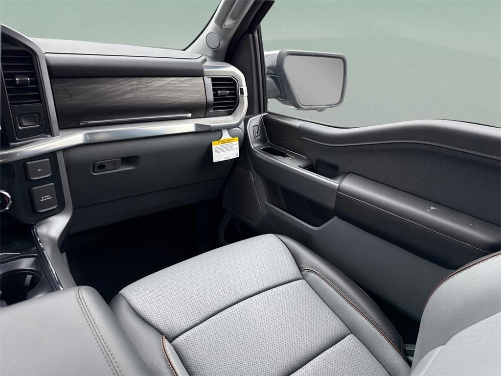 new 2025 Ford F-150 car, priced at $61,510