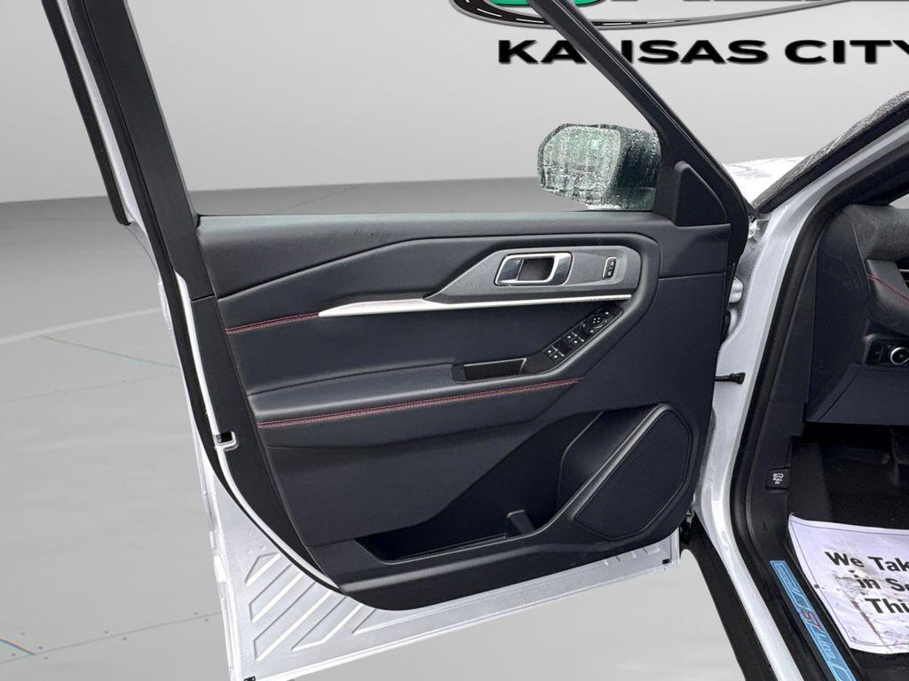 new 2026 Ford Explorer car, priced at $46,583