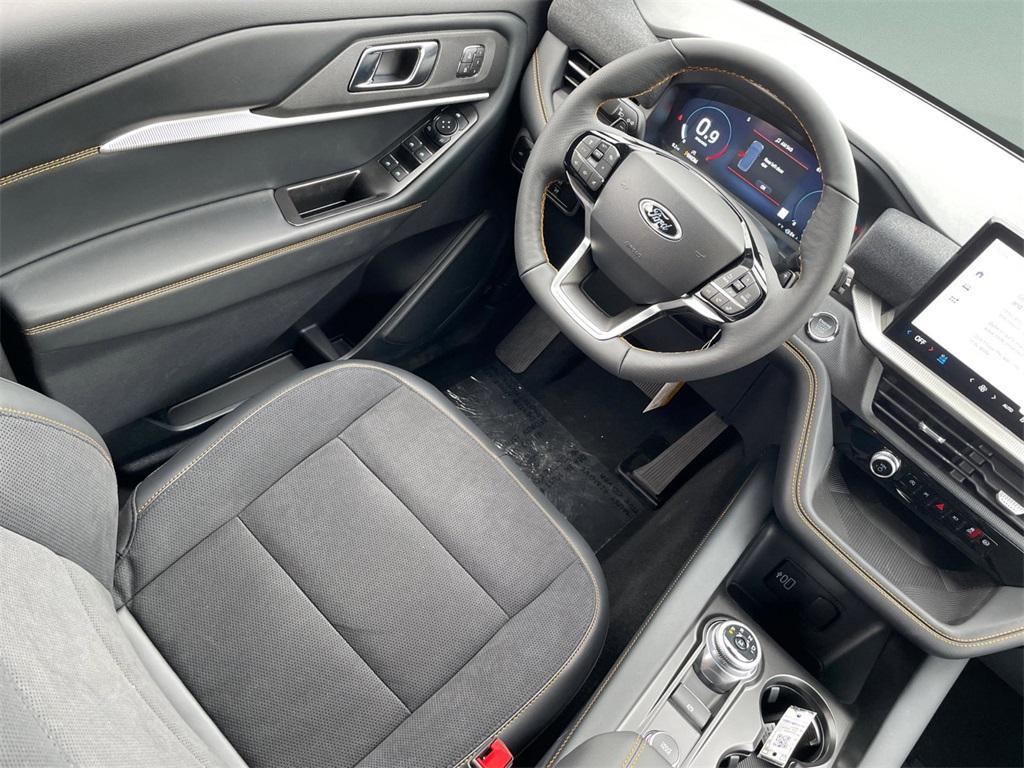 new 2026 Ford Explorer car, priced at $49,995