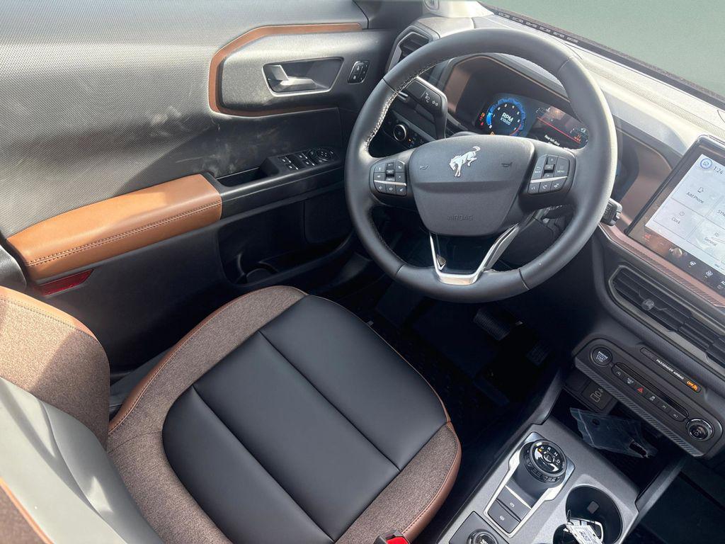 new 2025 Ford Bronco Sport car, priced at $39,156