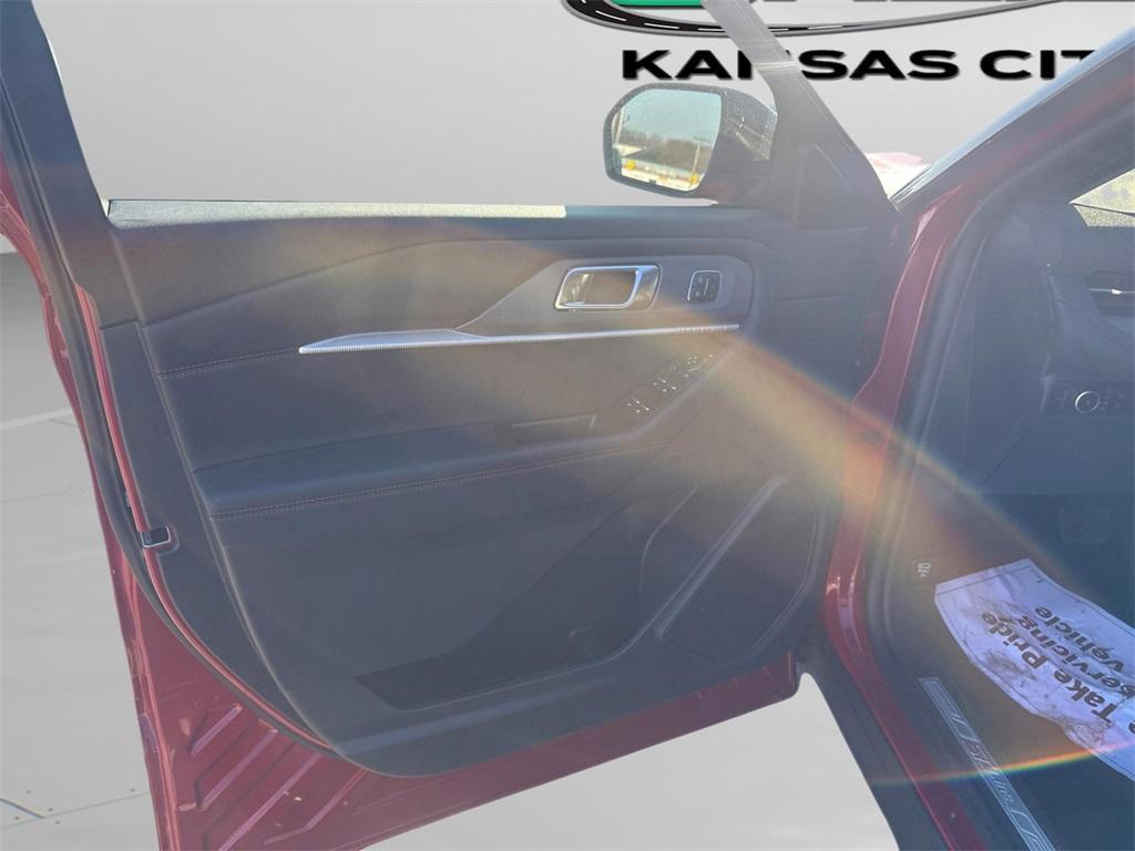 new 2025 Ford Explorer car, priced at $49,157