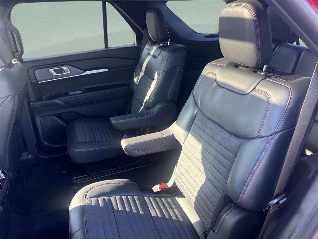 new 2025 Ford Explorer car, priced at $49,157