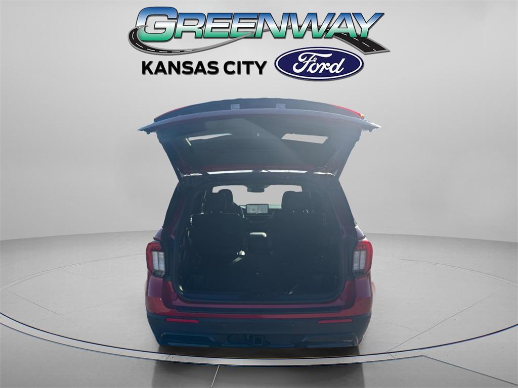 new 2025 Ford Explorer car, priced at $49,157