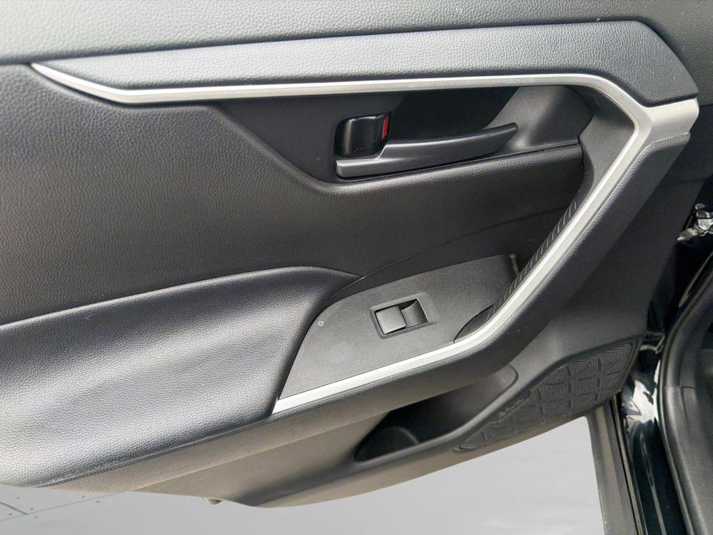 used 2021 Toyota RAV4 Hybrid car, priced at $25,064