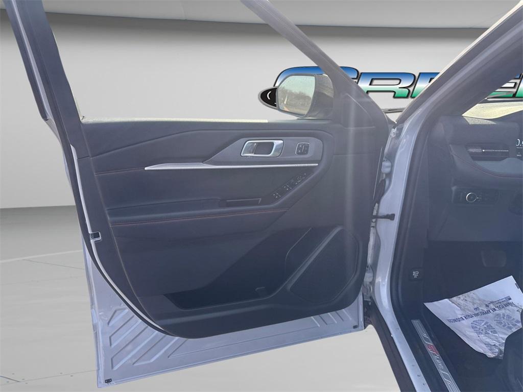 new 2026 Ford Explorer car, priced at $48,244